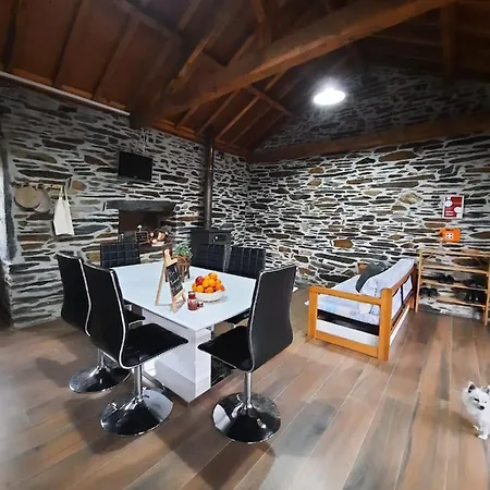 O Chouzal Holiday home *