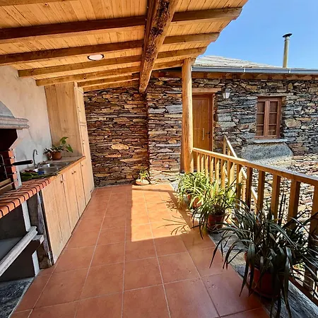 O Chouzal Holiday home